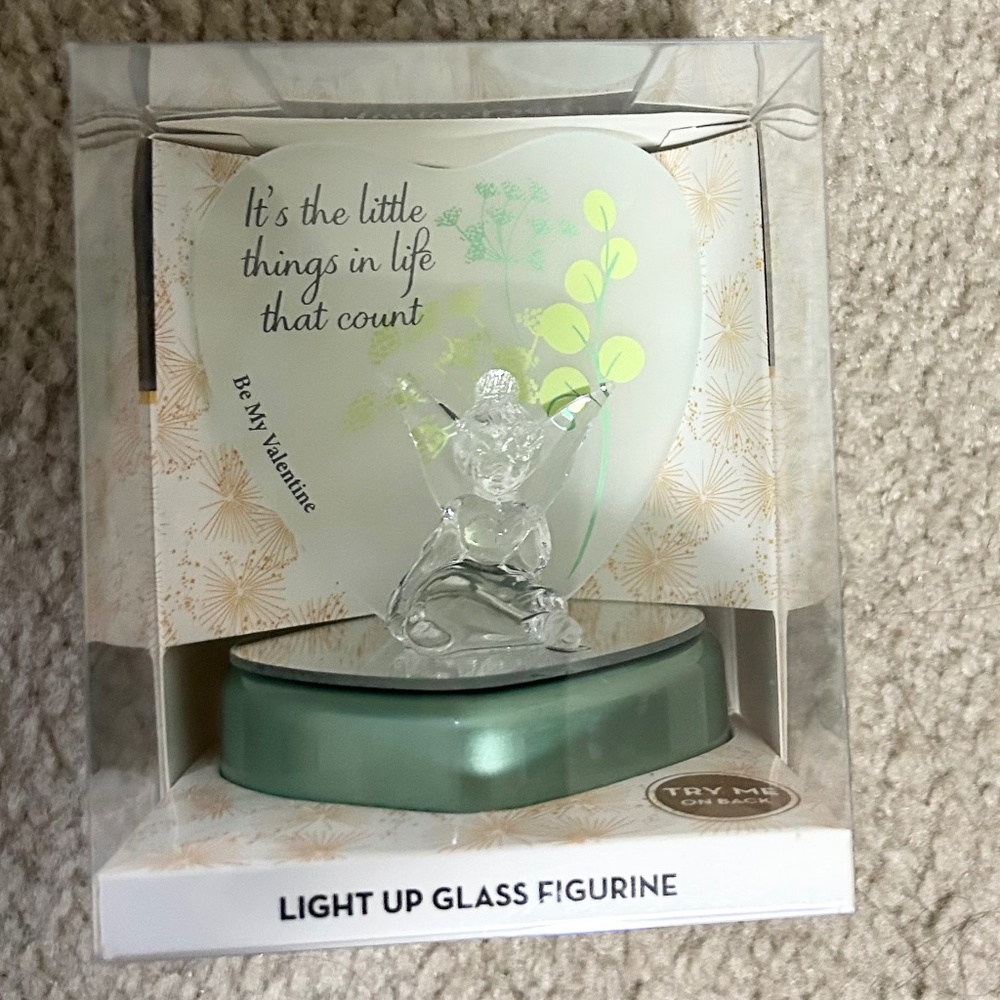 NIB Disney Tinker Bell Light Up Glass Figurine Lights up Different Colors